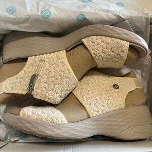 Bzees Cream Wedge Shoes